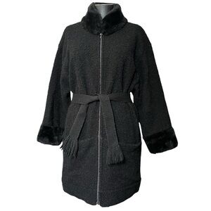 Vintage Suttles and Seawinds Black Boucle Wool Faux Fur Coat Collar Nova Scotia